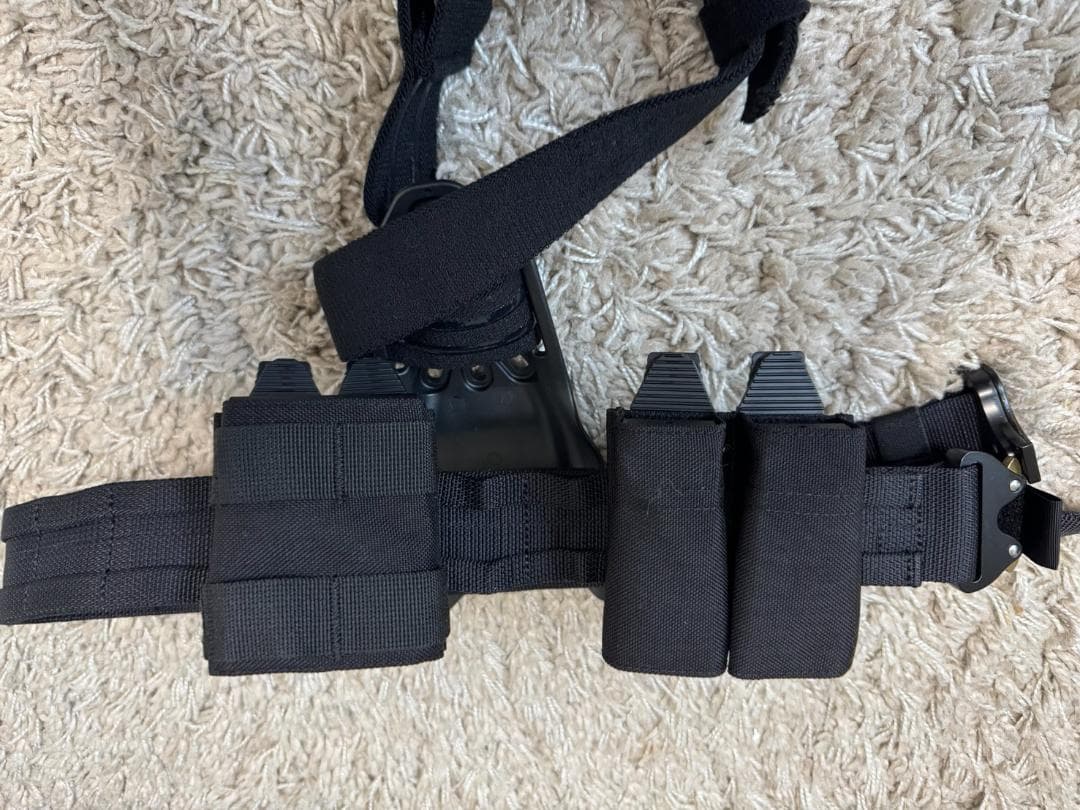 東京マルイ グロック17 Gen4 ガス マガジン3本 ガス3本 ホルスター他