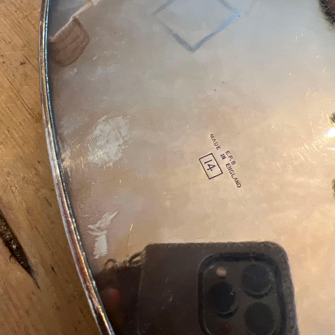 英国ヴィンテージ銀メッキ 楕円形トレー 彫刻模様