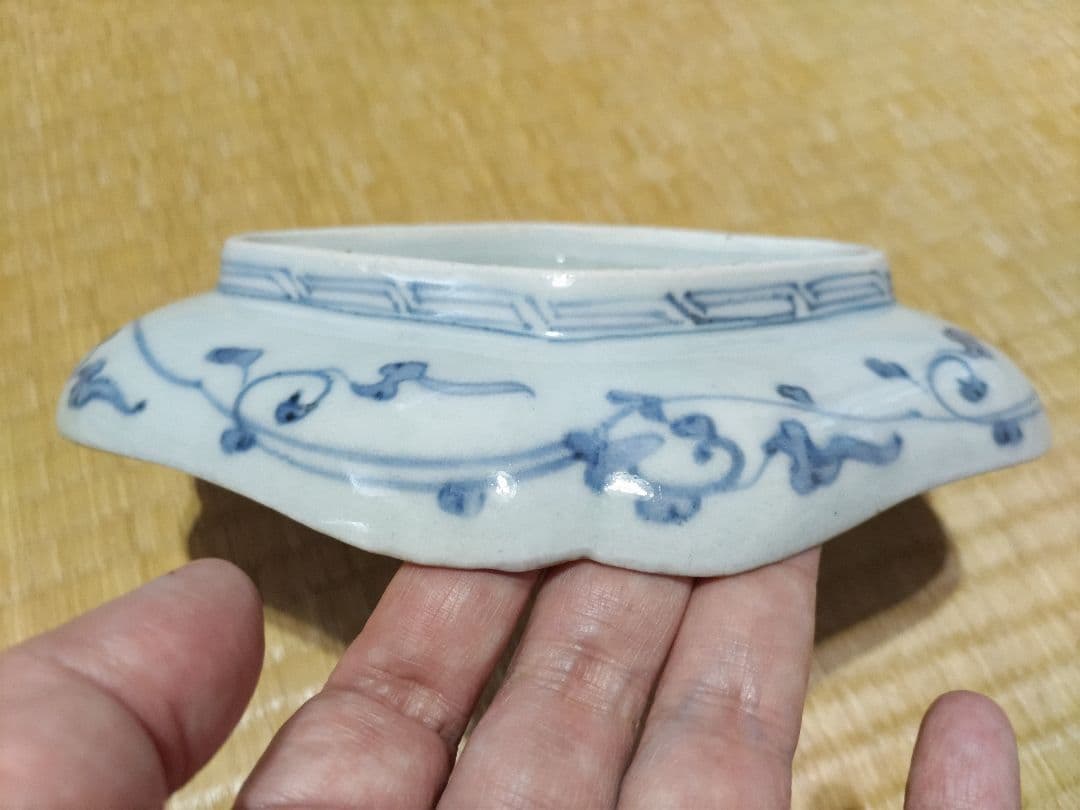 古伊万里　型紙摺　印判　入隅　菱形　皿（21×17cm）二重角福　藍柿