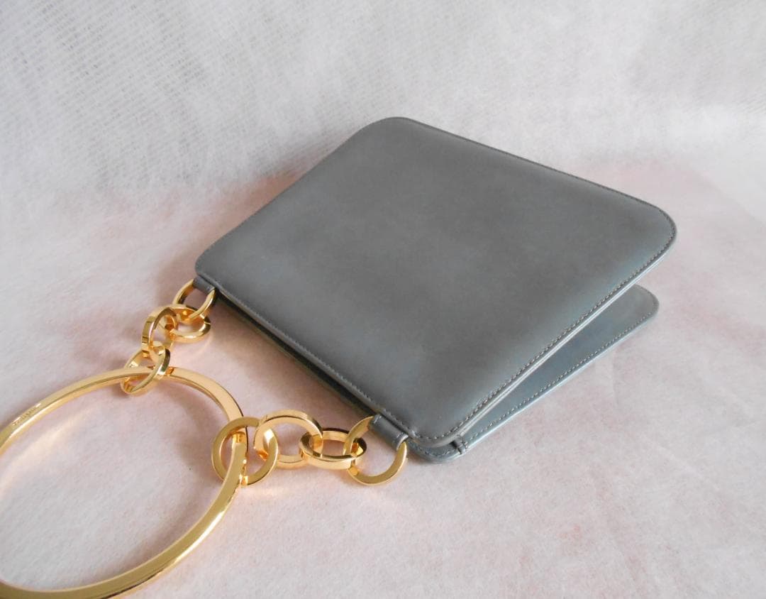 レア品 サルヴァトーレ フェラガモ ハンドバッグ パーティーバッグ レザー GY