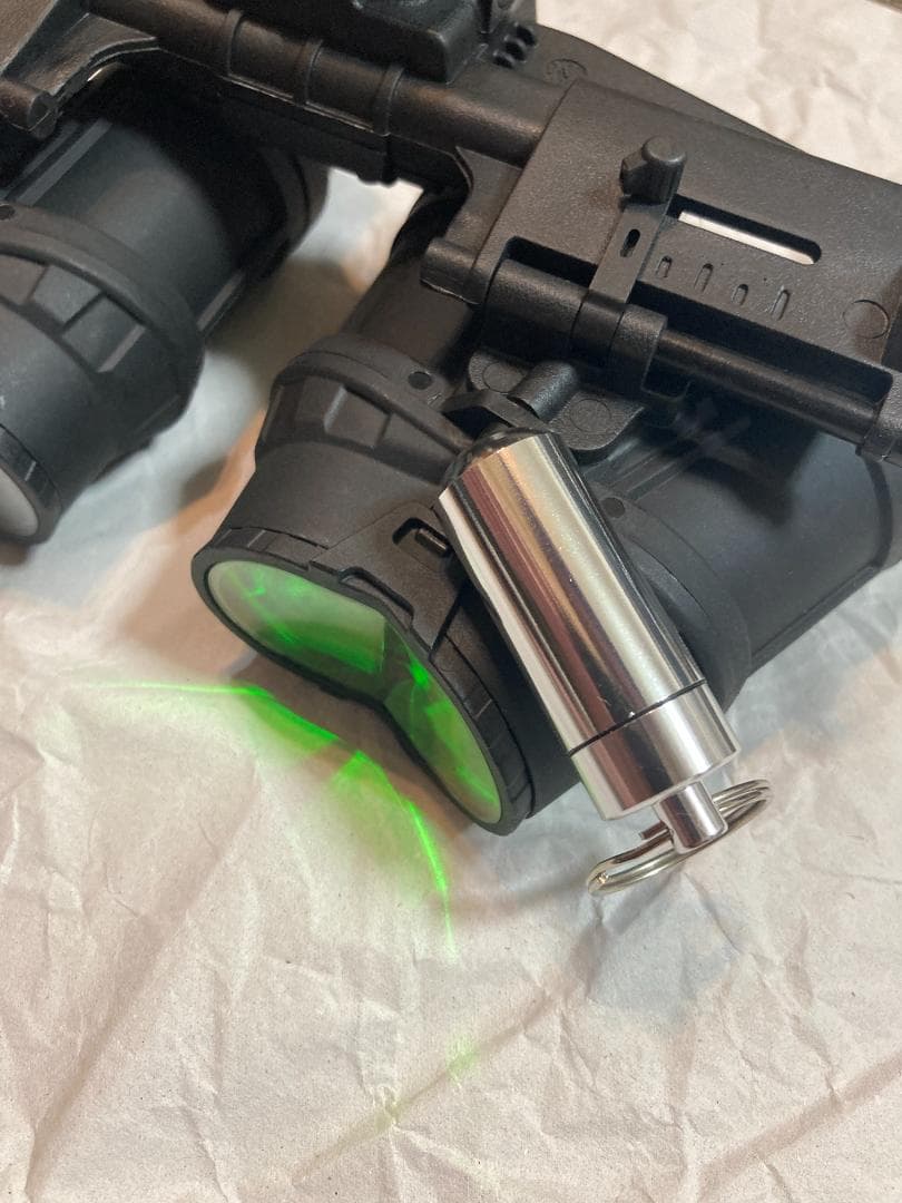 発光モデル】GPNVG-18 4眼ナイトビジョンゴーグル ダミー BK ナイト