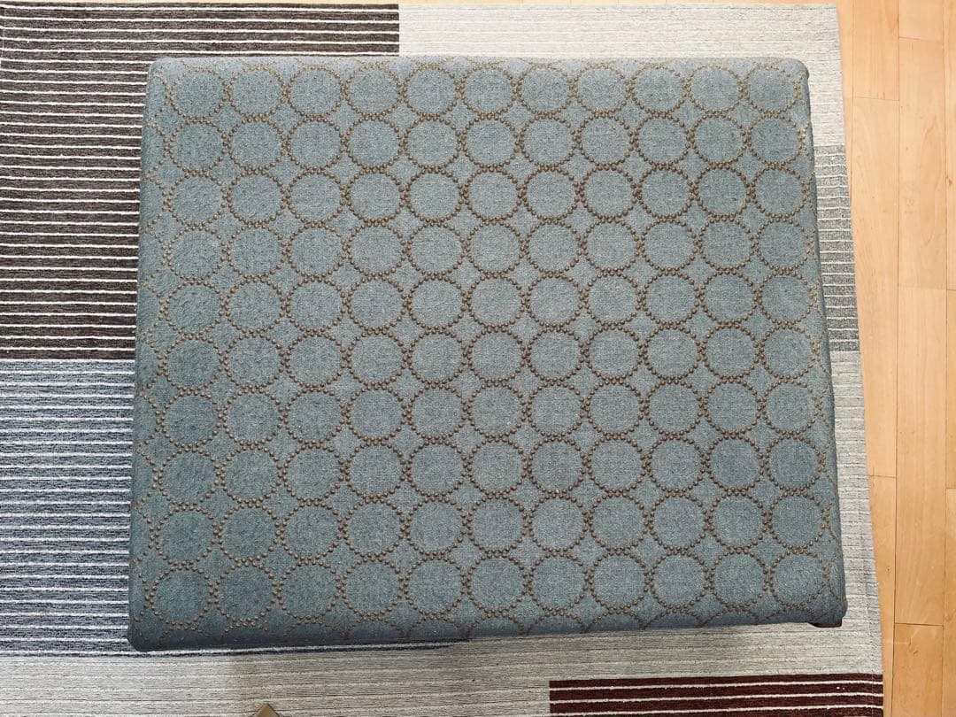 ハンス・J・ウェグナー　オットマン ゲタマ社製 ミナペルホネン　デンマーク北欧