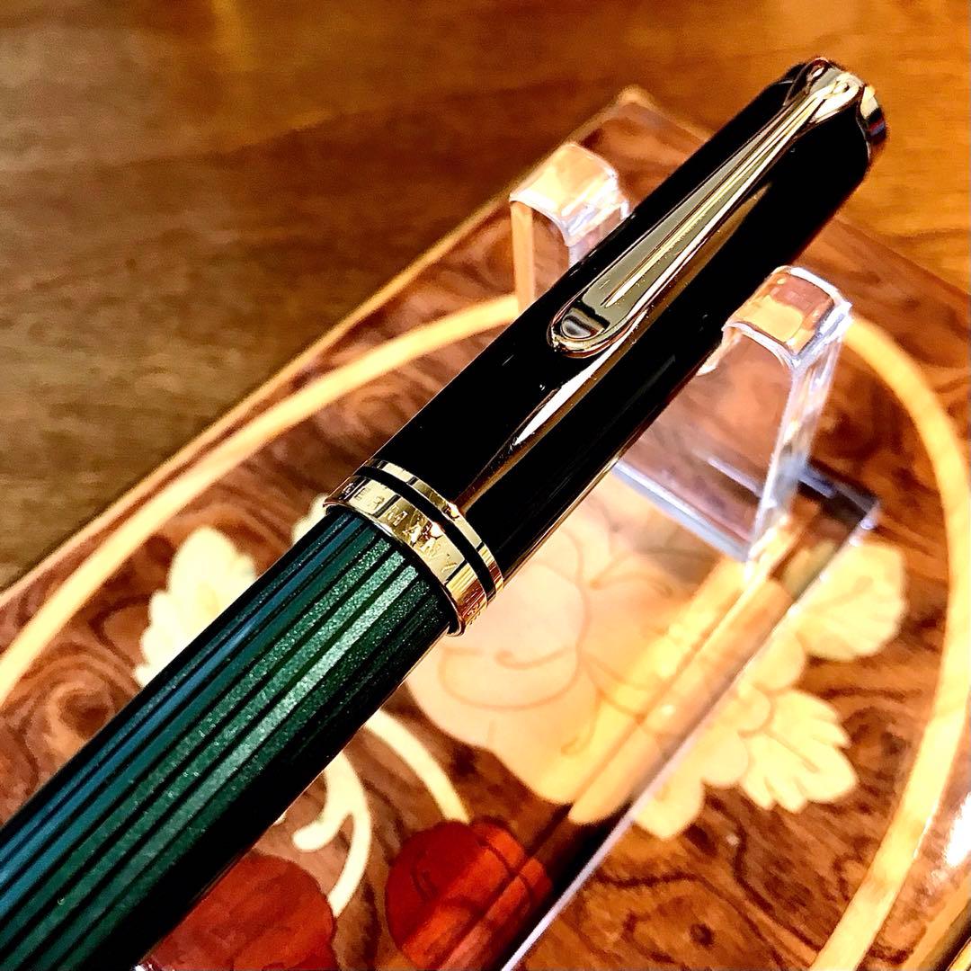 ☆ほぼ新品☆素晴らしいペリカン万年筆M600グリーン縞（Ｆ)☆書き味抜群