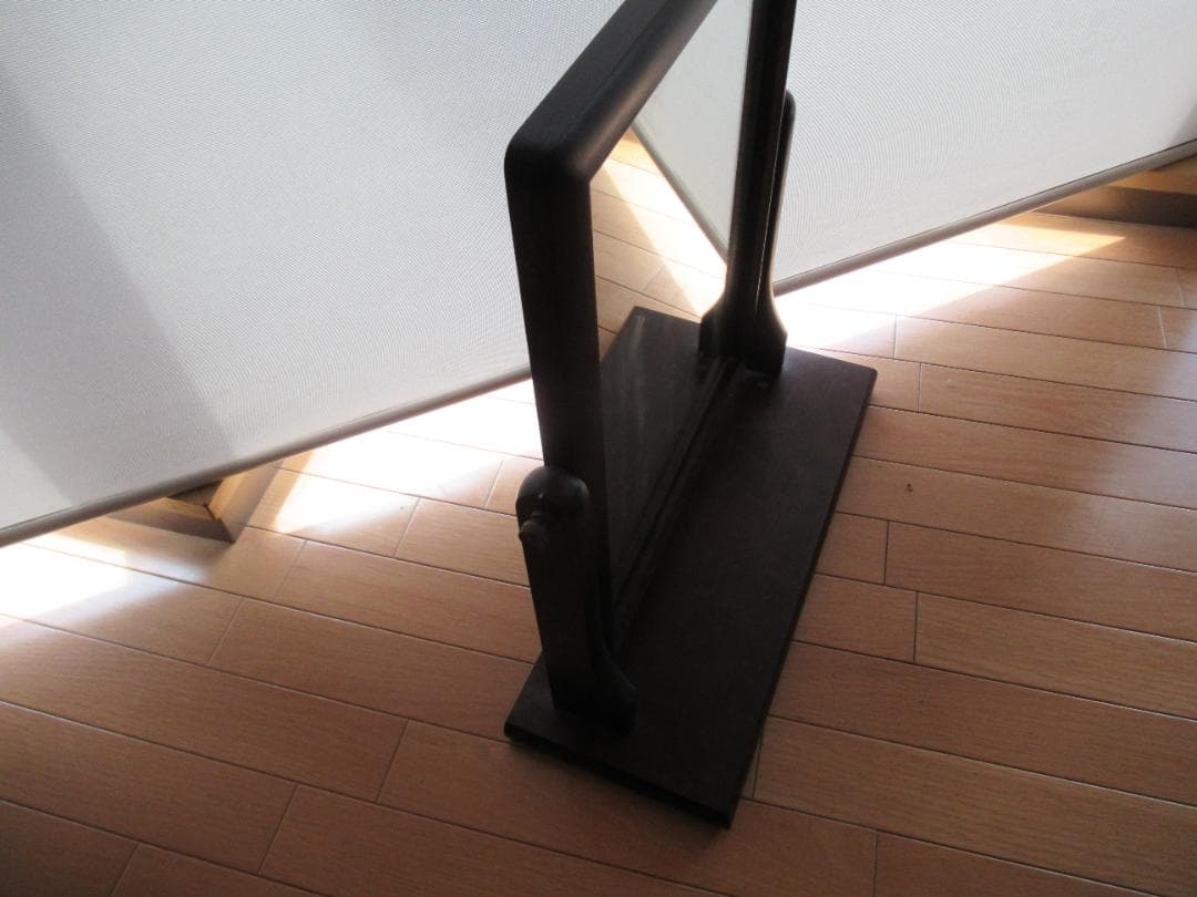 卓上鏡 イギリス製 木製 ねじ式で角度が変えられる 美術品