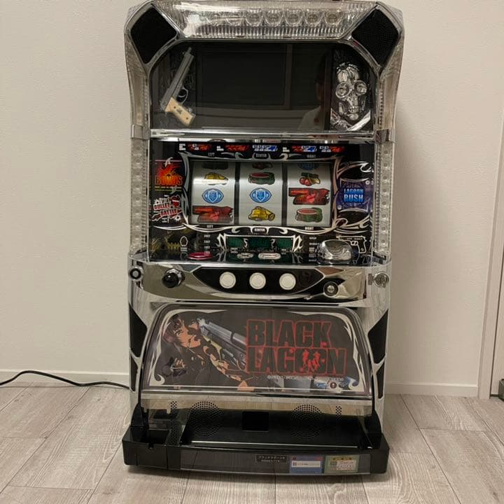 パチスロ 初代 ブラックラグーン BLACK LAGOON 実機 コイン不要機