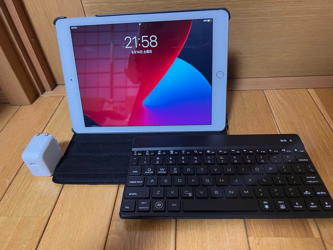 iPad AIR 64GB スペースグレー 保護ケース キーボード付き