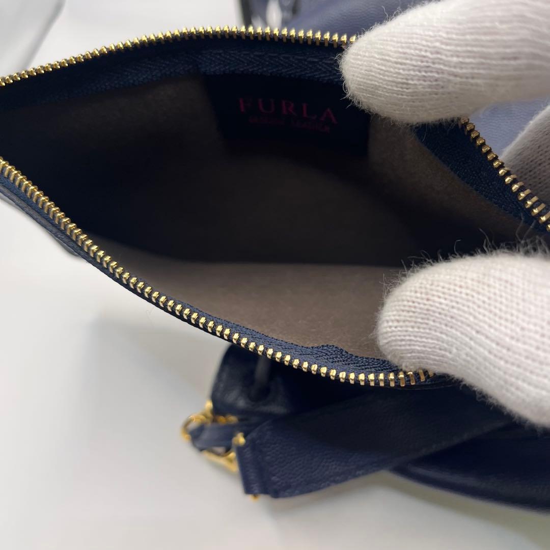 フルラ ショルダーバッグ 2way コロナ 巾着 ポーチ付　バケット レザー