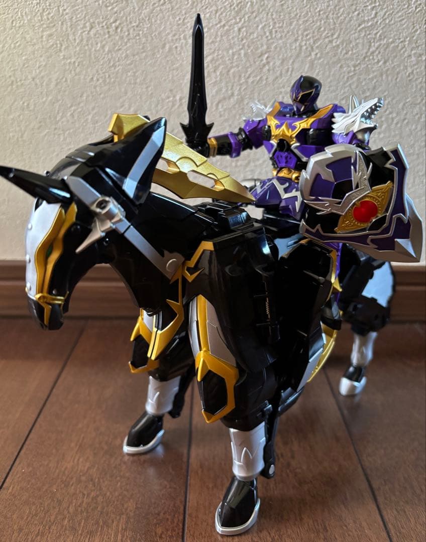 魔法戦隊マジレンジャー 魔神合体 DXウルカイザー　欠品なし