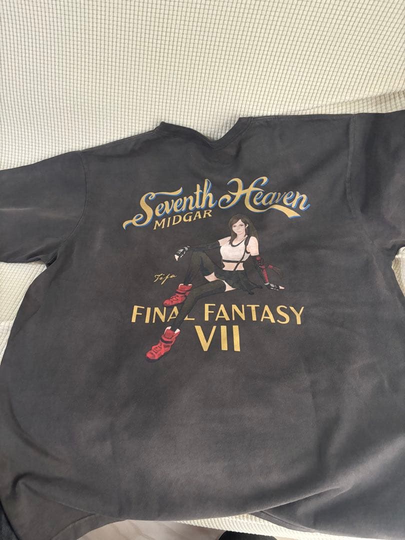 AVIREX × FINAL FANTASY VII TIFA Tシャツ XL - メルカリ