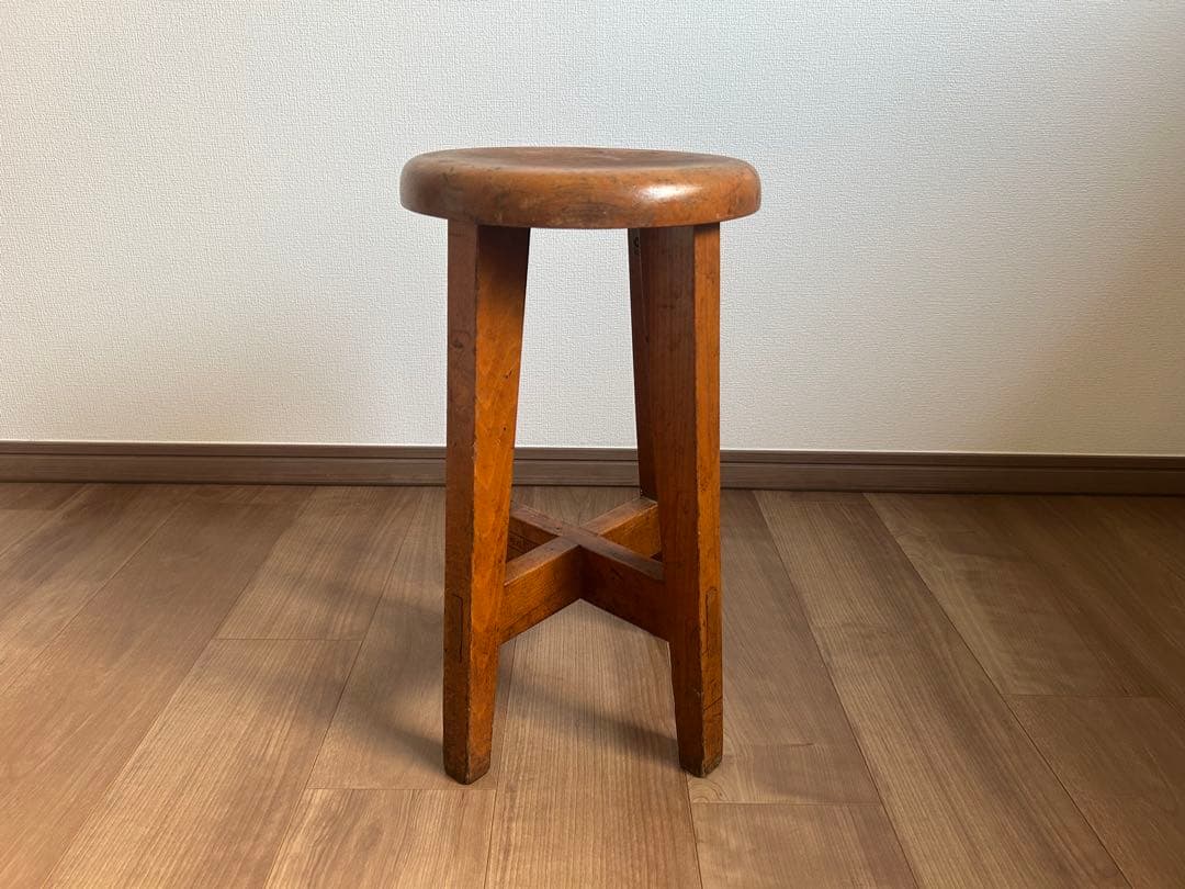 希少　刻印あり　丸椅子　スツール　アンティーク　ヴィンテージ　レトロ　尚絅女学院