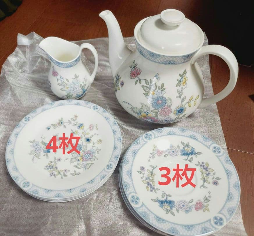 ロイヤルドルトン9点セット