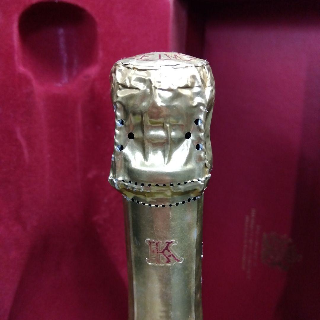 シャンパーニュ・メゾン、クリュッグのフラッグシップボトル - メルカリ