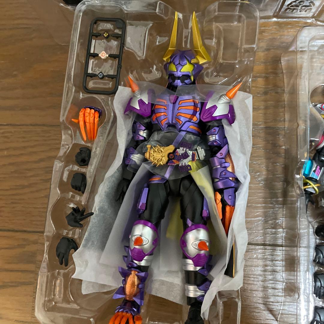 shフィギュアーツ仮面ライダータイクーンブジンソードなど4点 フィギュア