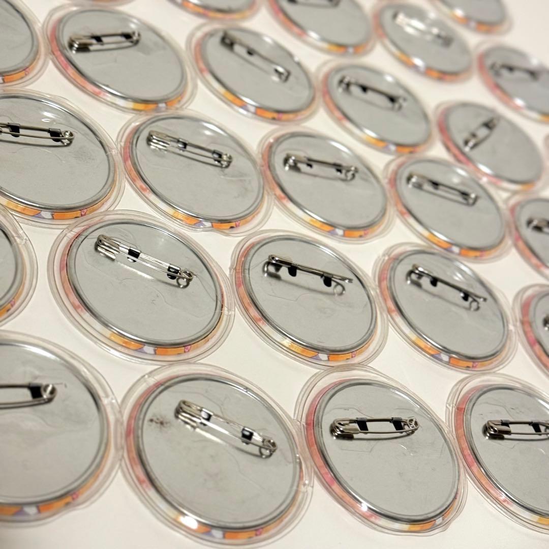 まふまふ ファミマ 曼珠沙華 缶バッジ48個 - メルカリ