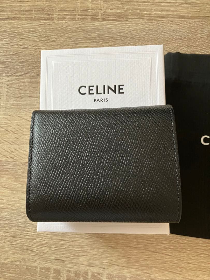 美品　CELINE ブラック 三つ折り財布