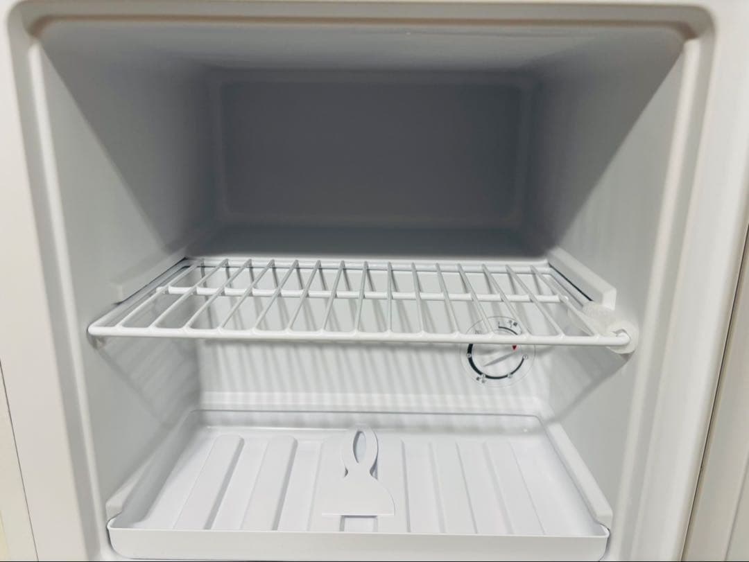 ほぼ新　2025年製A-Stage 1ドア 冷凍庫 FZ03A-31WT 31L