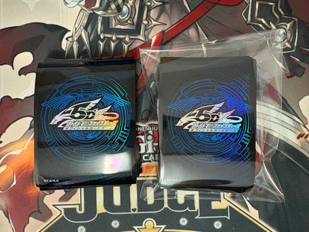 遊戯王 5D's 竜の紋章 青 スリーブ カードプロテクター 98枚 - メルカリ
