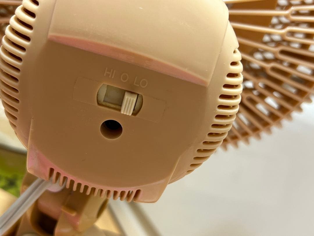 d*9様 【希少品】日焼けハローキティ 扇風機 2004年製 レトロ