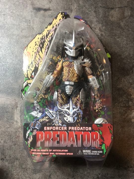 プレデター ネカ社 フィギュア 三体セット - メルカリ