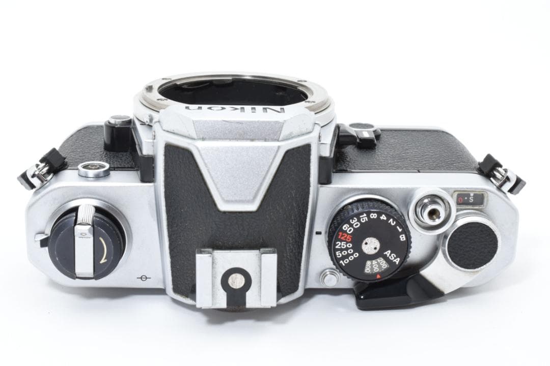 美品 NIKON FM シルバー フィルムカメラ モルト新品交換済 H025 - メルカリ
