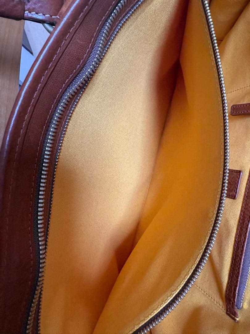 土屋鞄　ウルバーノ　アーバンブリーフ　ブラウン　ビジネスバック