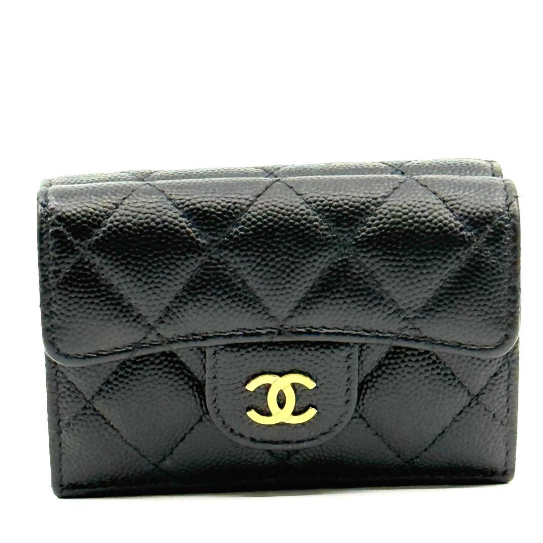 CHANEL 　シャネル　　三つ折り財布　キャビアスキン