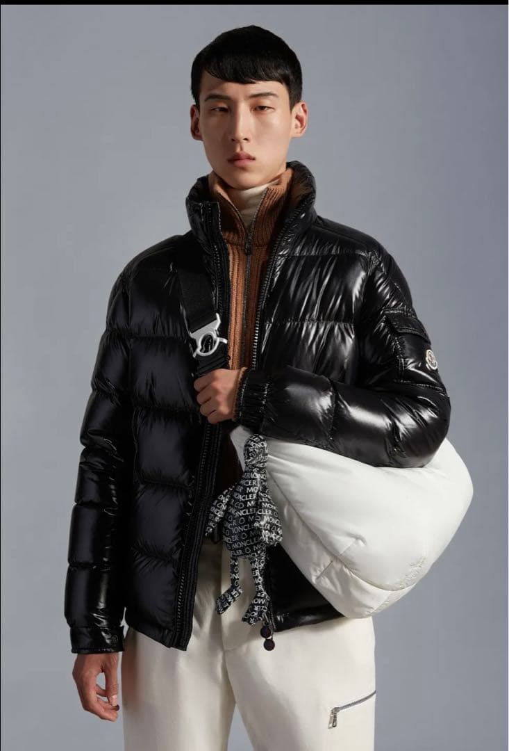 MONCLER アヒル型キーホルダー バッグチャーム ダック ブラック