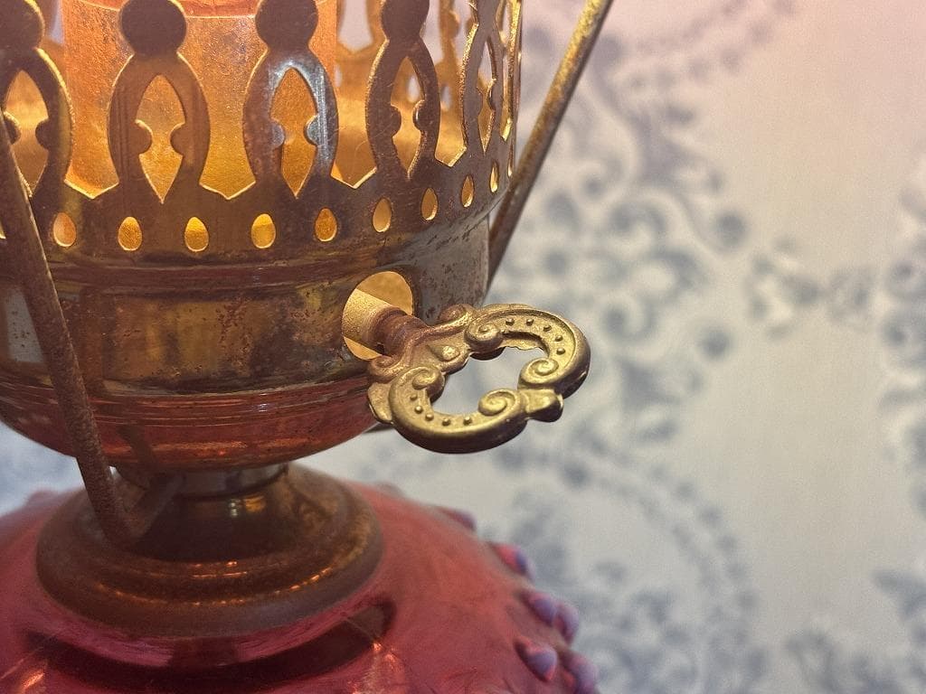 フェントン ホブネイル クランベリー オパールセント ランプスタンド