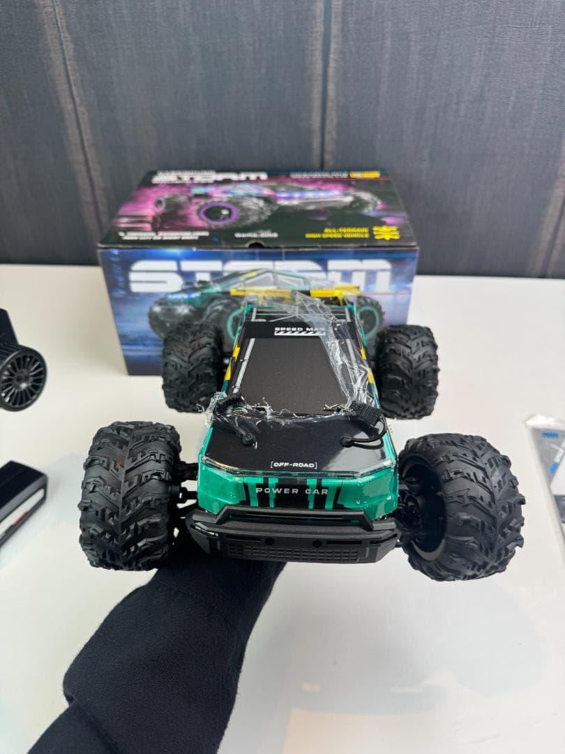 ラジコンカー ワイヤレスリモコンカー 40km ラジコンオフロード 技術認証