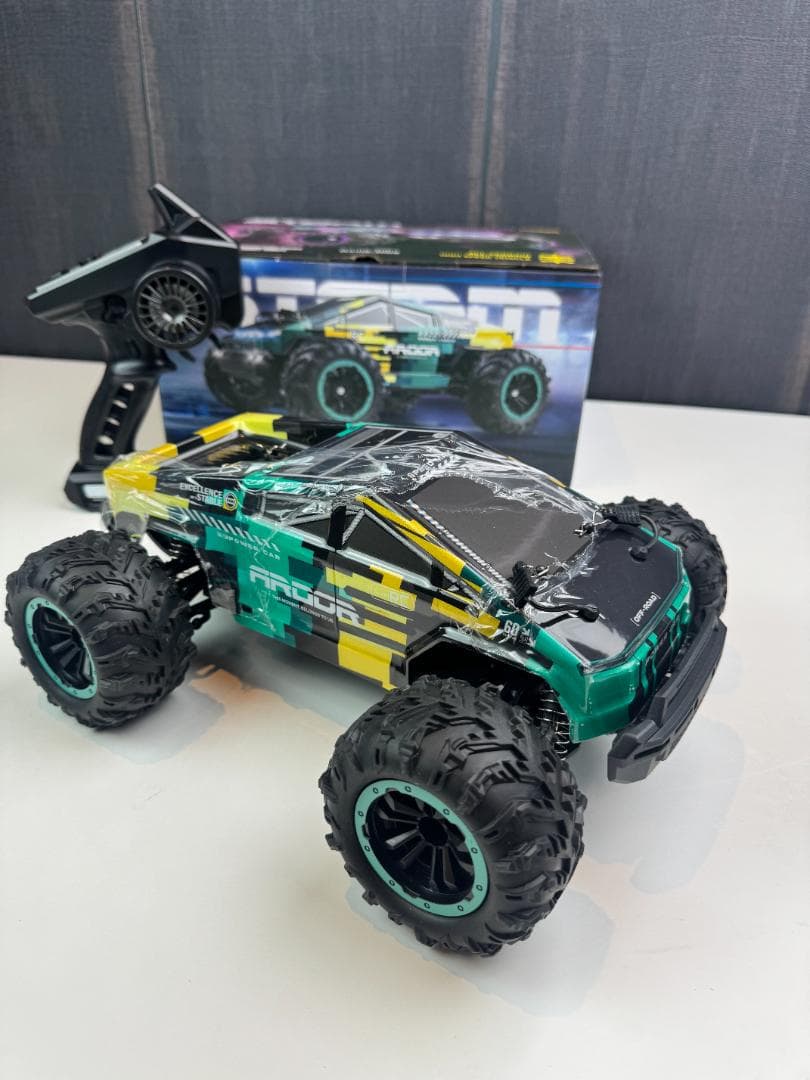 ラジコンカー ワイヤレスリモコンカー 40km ラジコンオフロード 技術認証