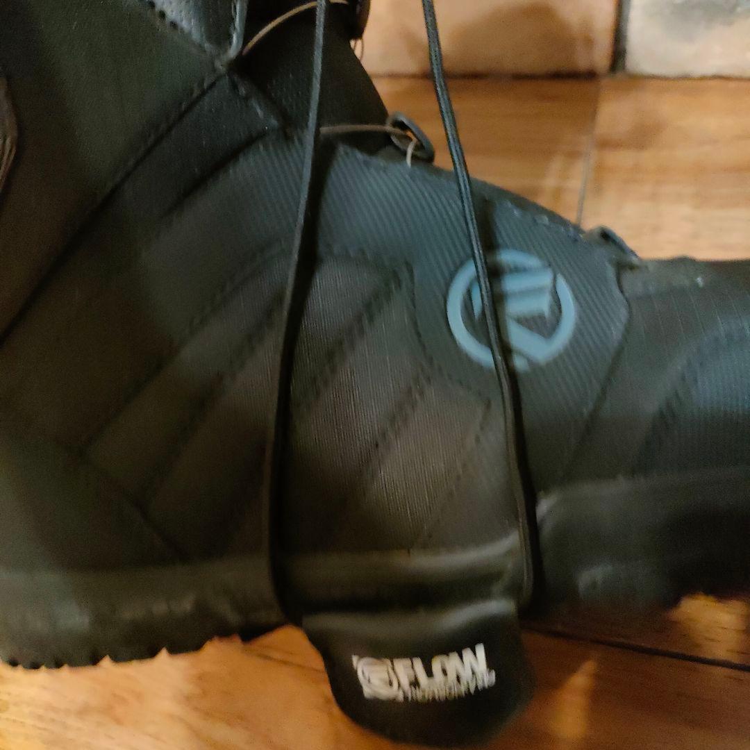 美品 FLOW フロー ECHO BOA エコ ボア スノボ ブーツ 25.5