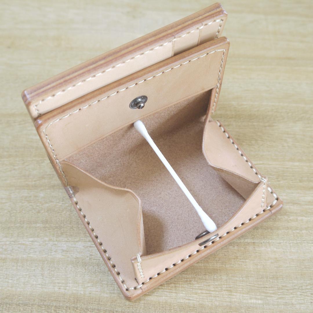 ヌメ革　フル栃木レザー　サドルレザー　コンパクトウォレット　二つ折り　生成り