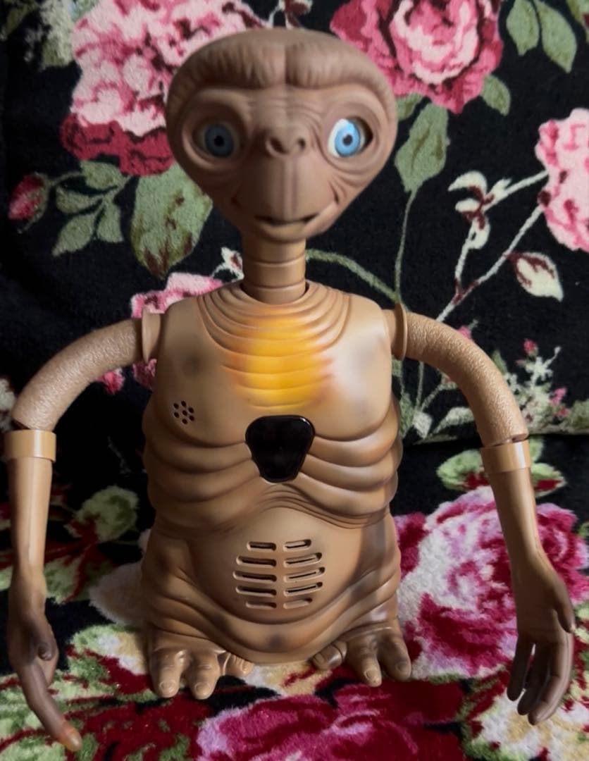 インタラクティブ E.T. フィギュア