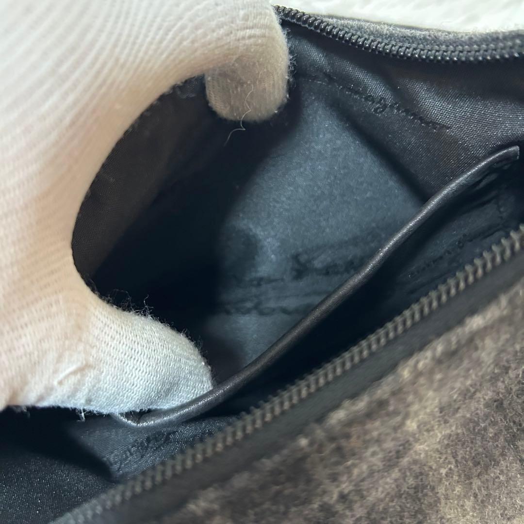 【希少✨ウール/チェック】フェラガモ　ワンショルダーバッグ　グレー　Y2K 美品