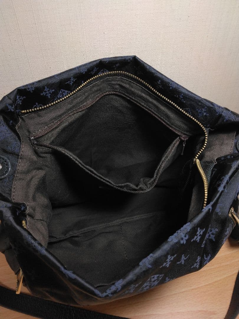 美品　russet　ネイビー　ナイロン ショルダーバッグ ゴールド金具