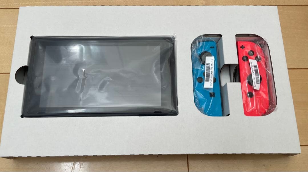 【美品・完品】Nintendo Switch 本体 (ネオンブルー/レッド)