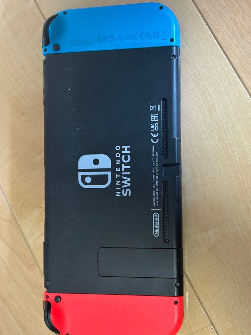 Nintendo Switch 本体 赤と青