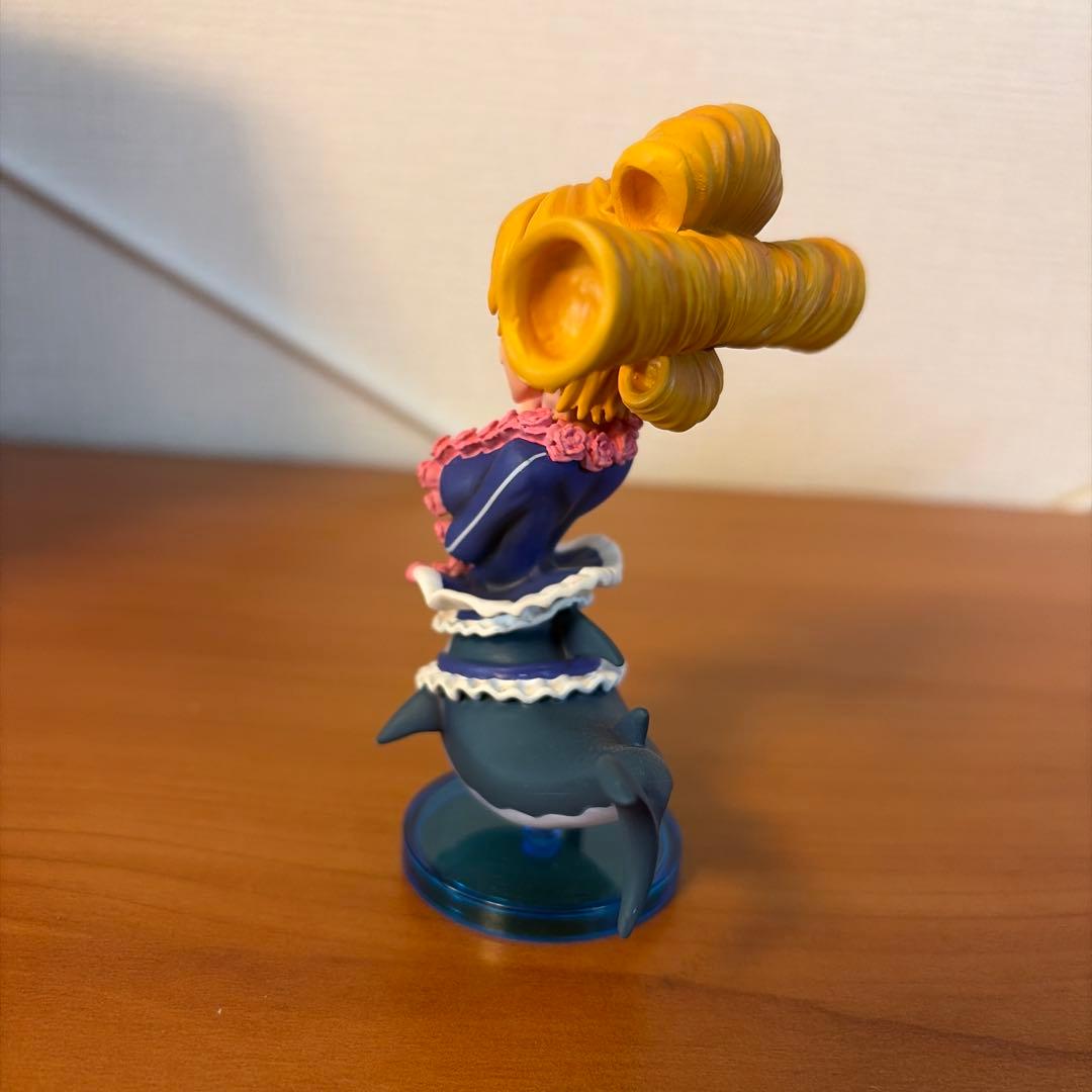 ワンピース シャーロット・プラリネ タイヨウの海賊団 フィギュア