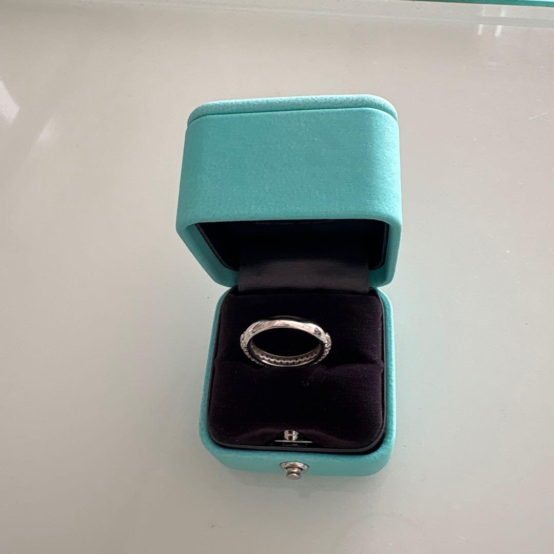 ポンテヴェキオダイヤパヴェエタニティリング　0.73ctティファニー　カルティエ