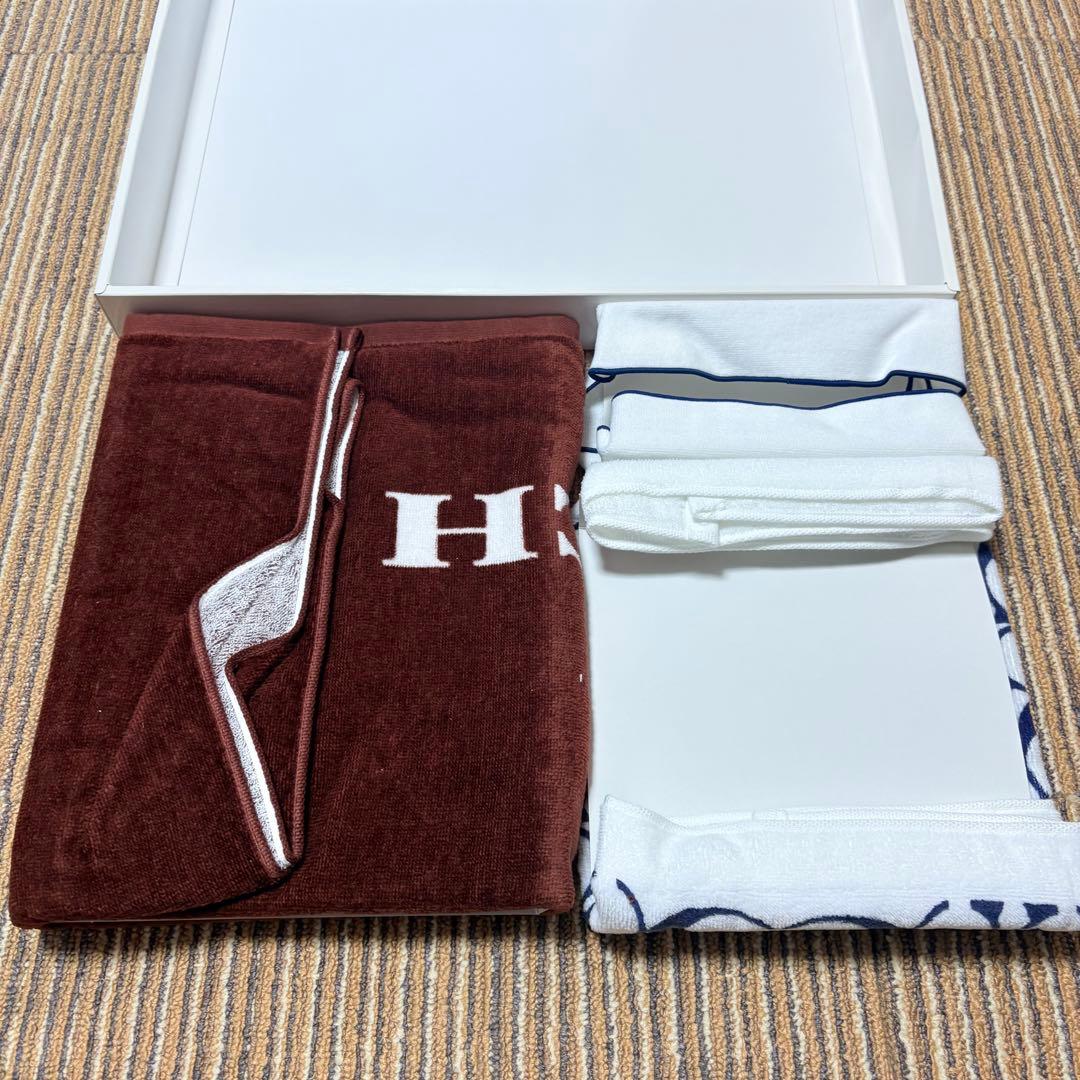 COACH コーチ タオルギフト シグネチャー 文字ロゴ キャンバス柄