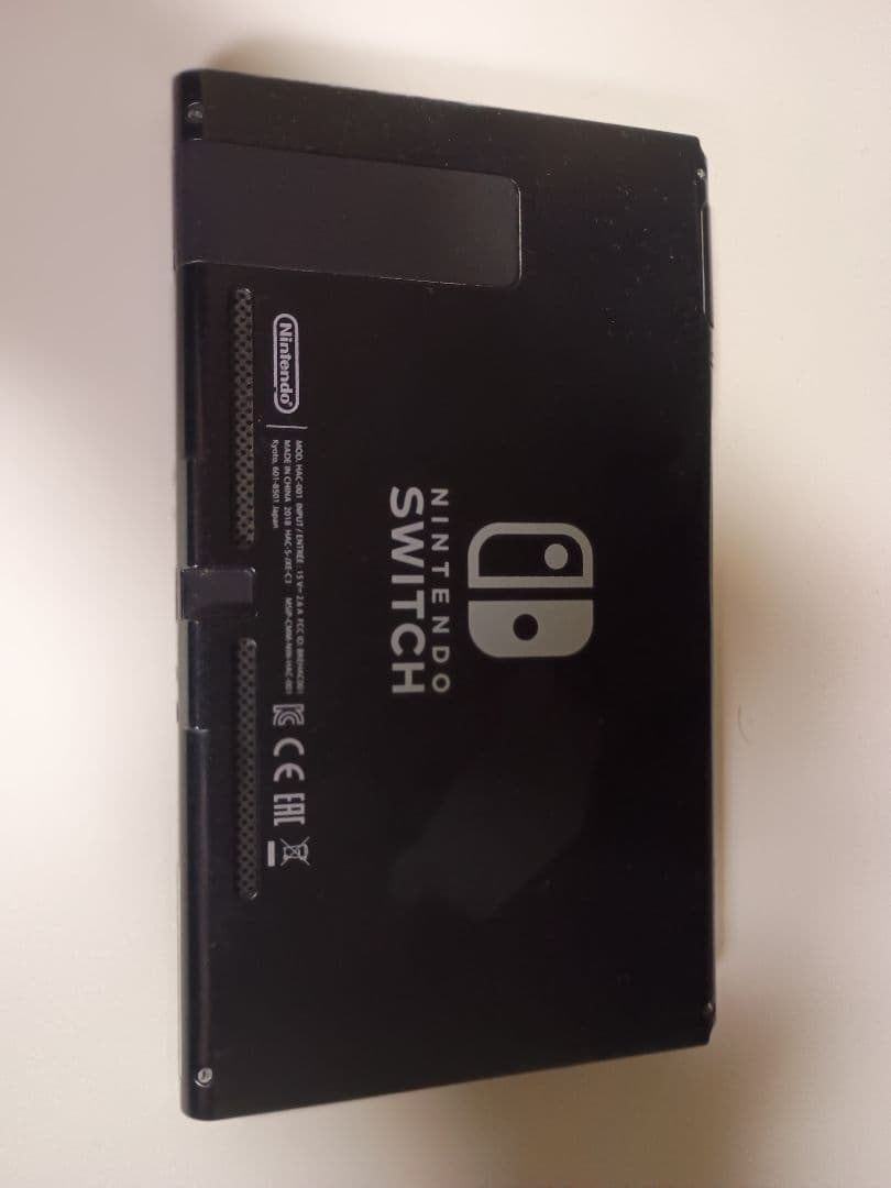 Nintendo Switch 本体2台 青と赤のJoy-Con付き