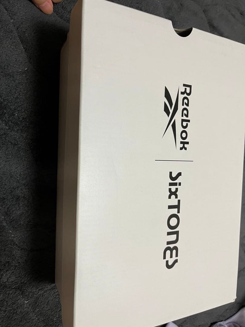 SixTONESコラボ　Reebok スニーカー 限定品　24.5cm