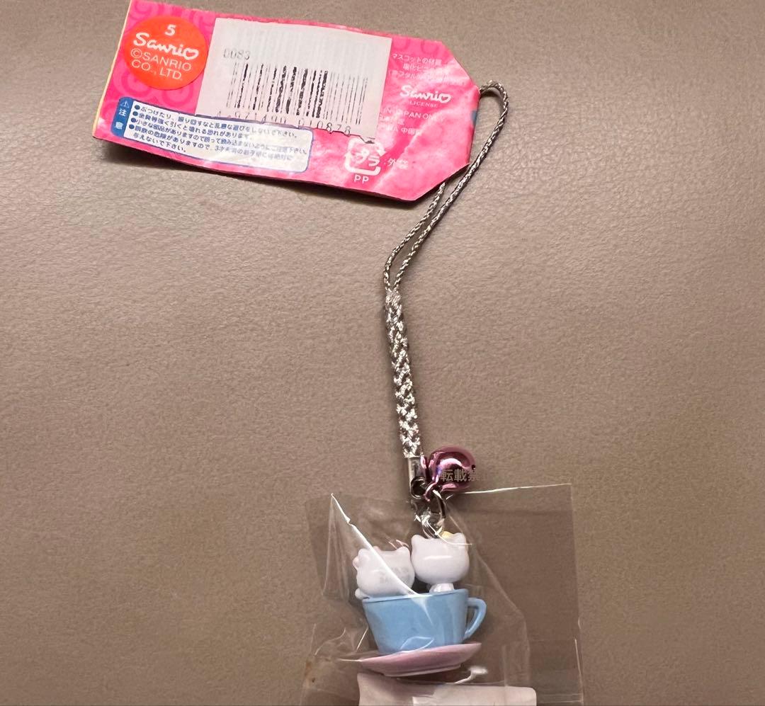 激レア【ご当地キティ】キティ　ミミィ　遊園地　コーヒーカップ　根付け　ストラップ