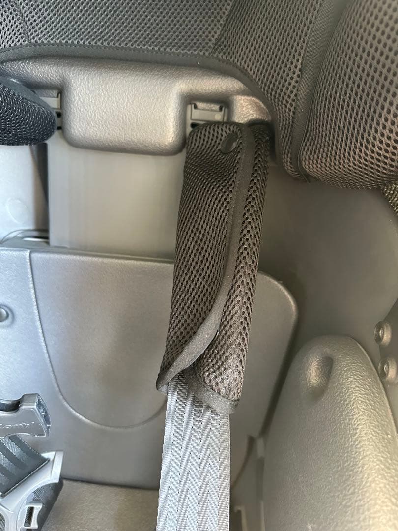 パナソニックPanasonicギュット・クルームDX 前乗り　チャイルドシート