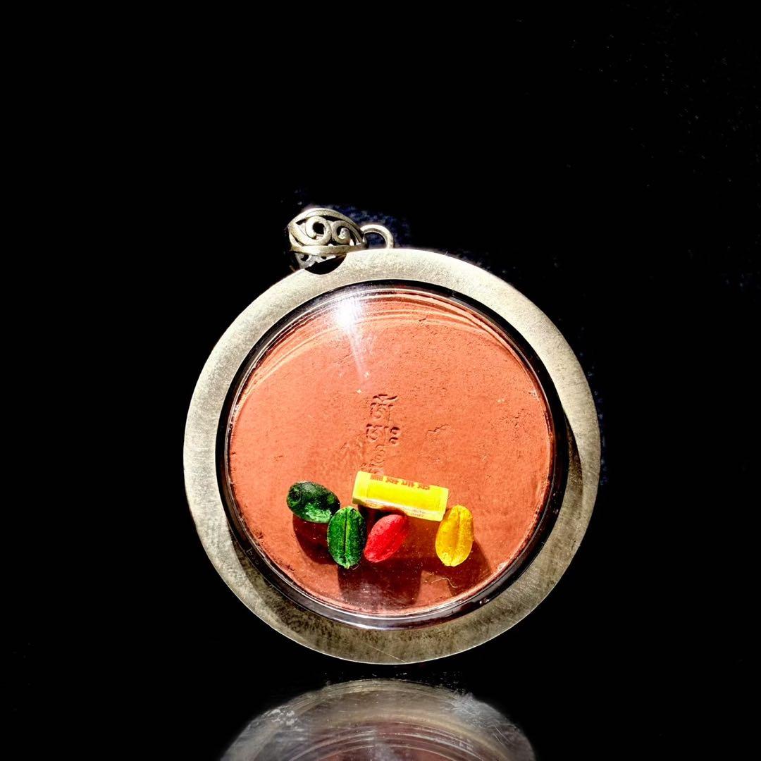 仏像の彫刻 ハヌマーン降臨 プラクルアン 無敵と富 繁栄