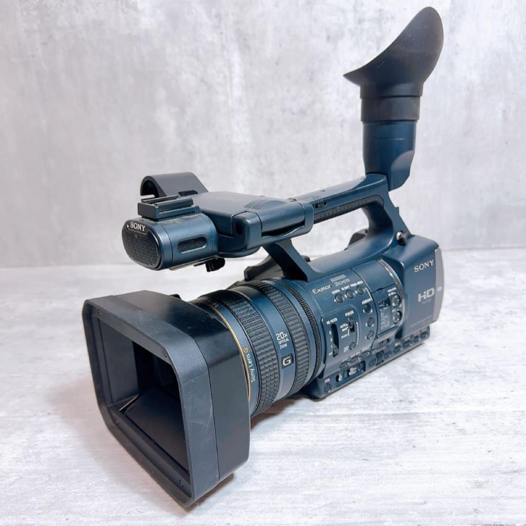 Sony ソニー　HDR-AX2000 業務用ビデオカメラ 本体