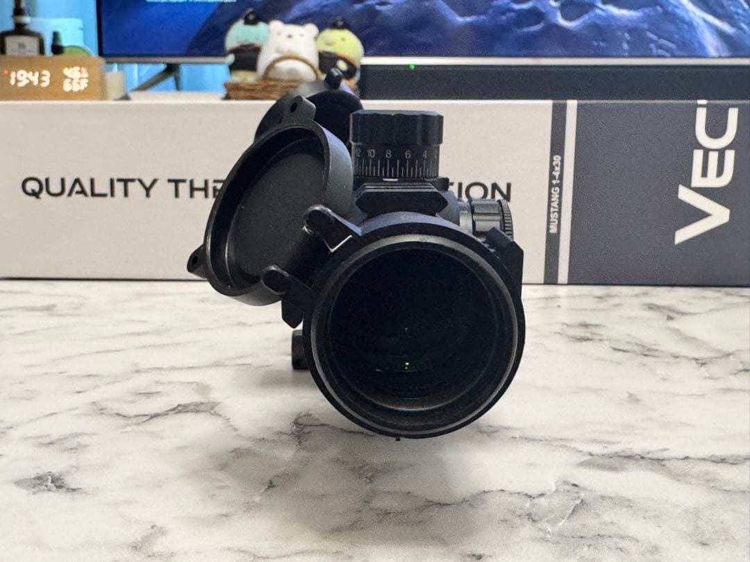 ハリケイン様確認用VECTOR OPTICS MUSTANG 1-4x24