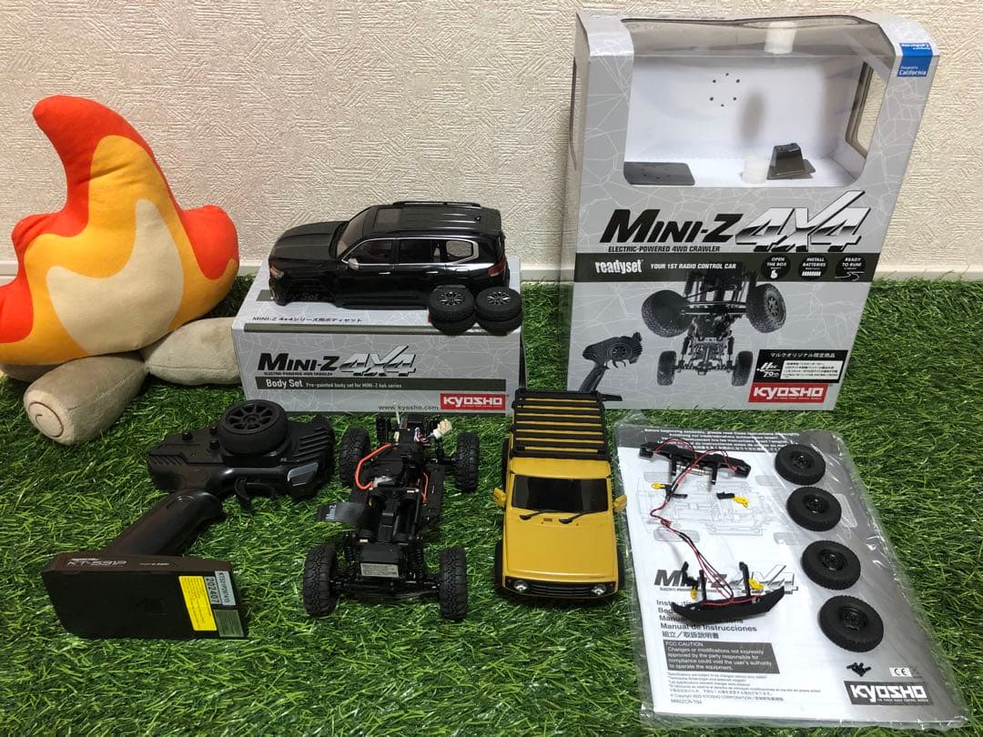 ミニッツ4×4 APIOジムニー　ランクル300