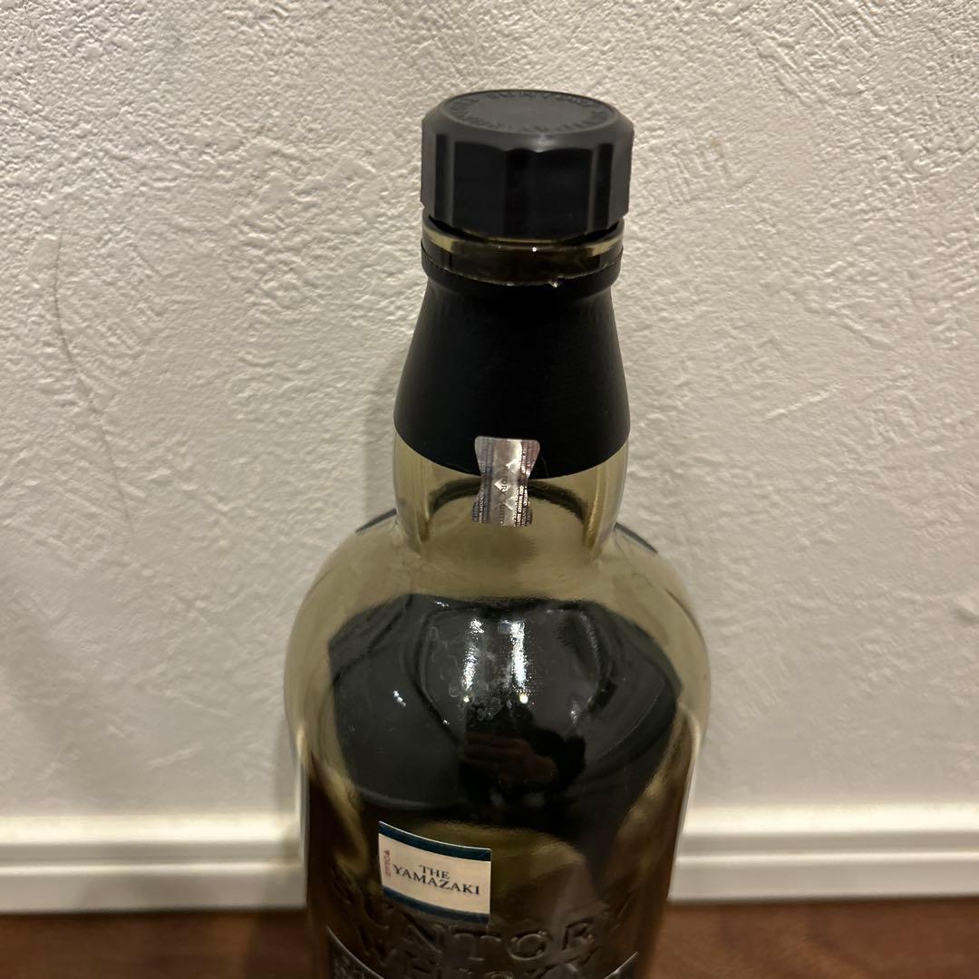 山崎18年 空瓶 未洗浄4本サントリー 響21年 空瓶 未洗浄2本