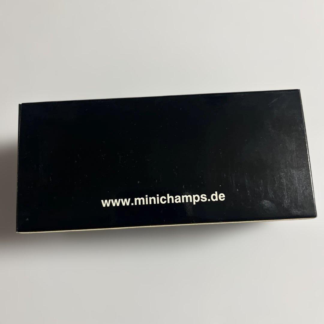 MINICHAMPS Porsche 911 Targa 1977 オレンジ